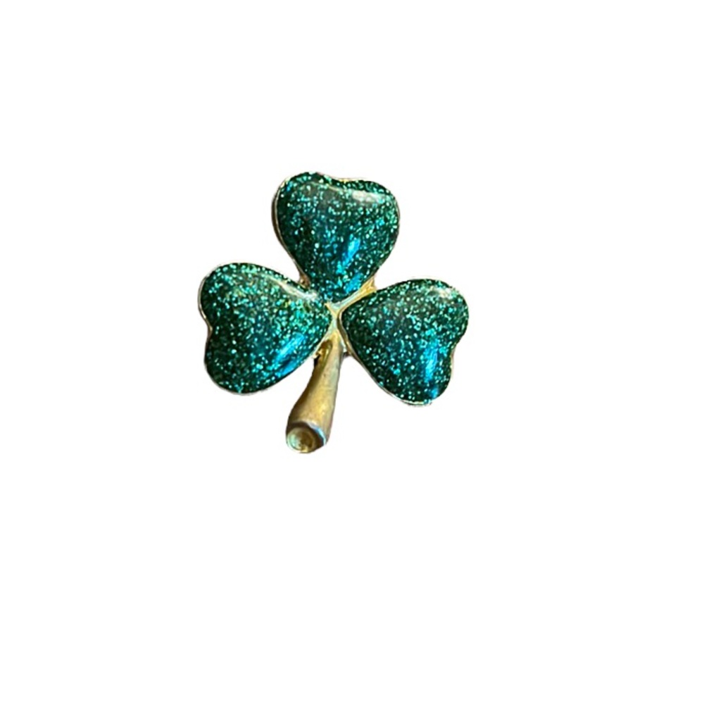 clover pin